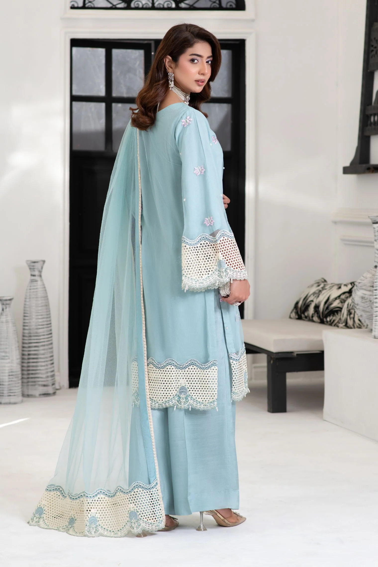 Motif Bareeze Net Embroidered Suit-014 - Image 3