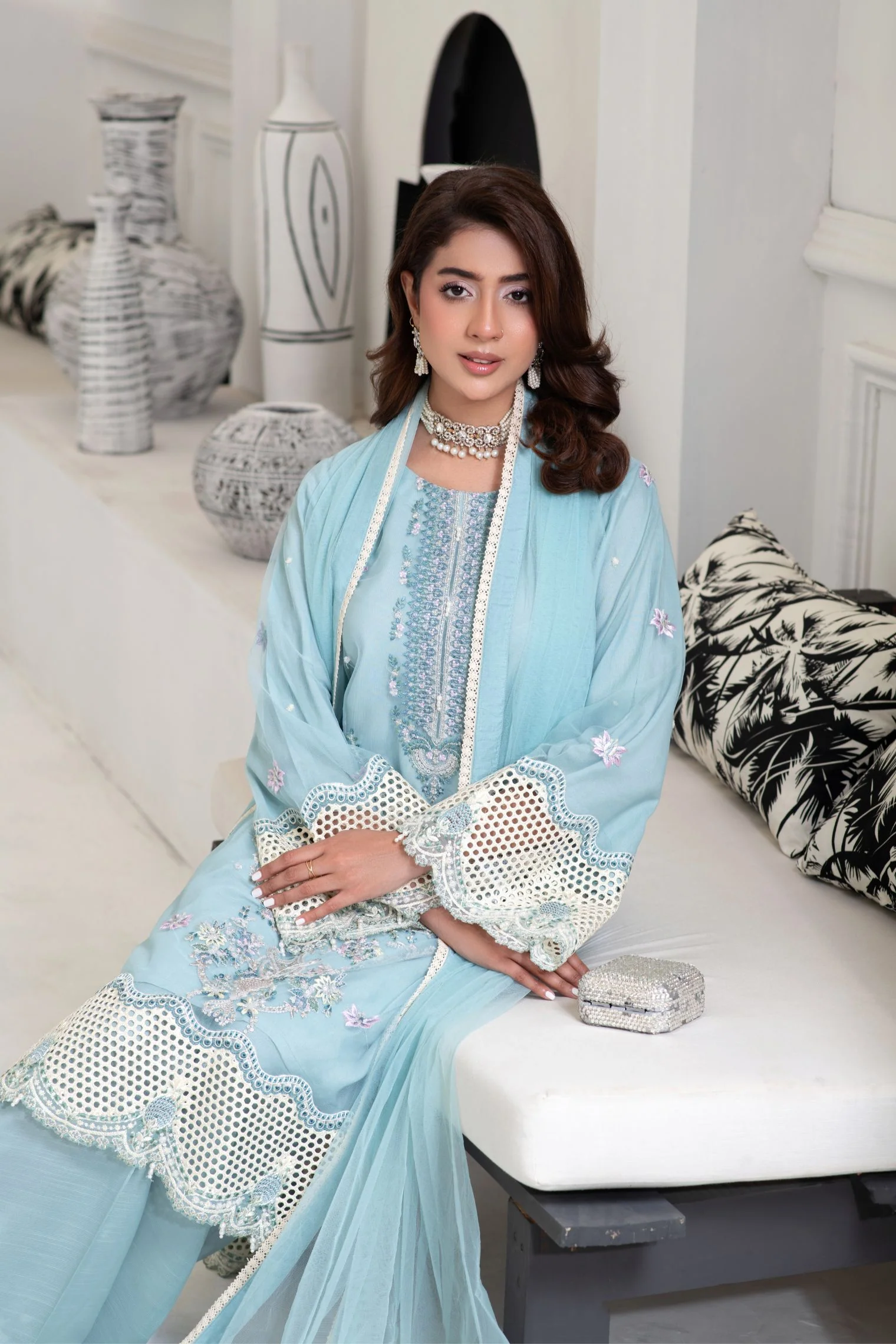 Motif Bareeze Net Embroidered Suit-014 - Image 7