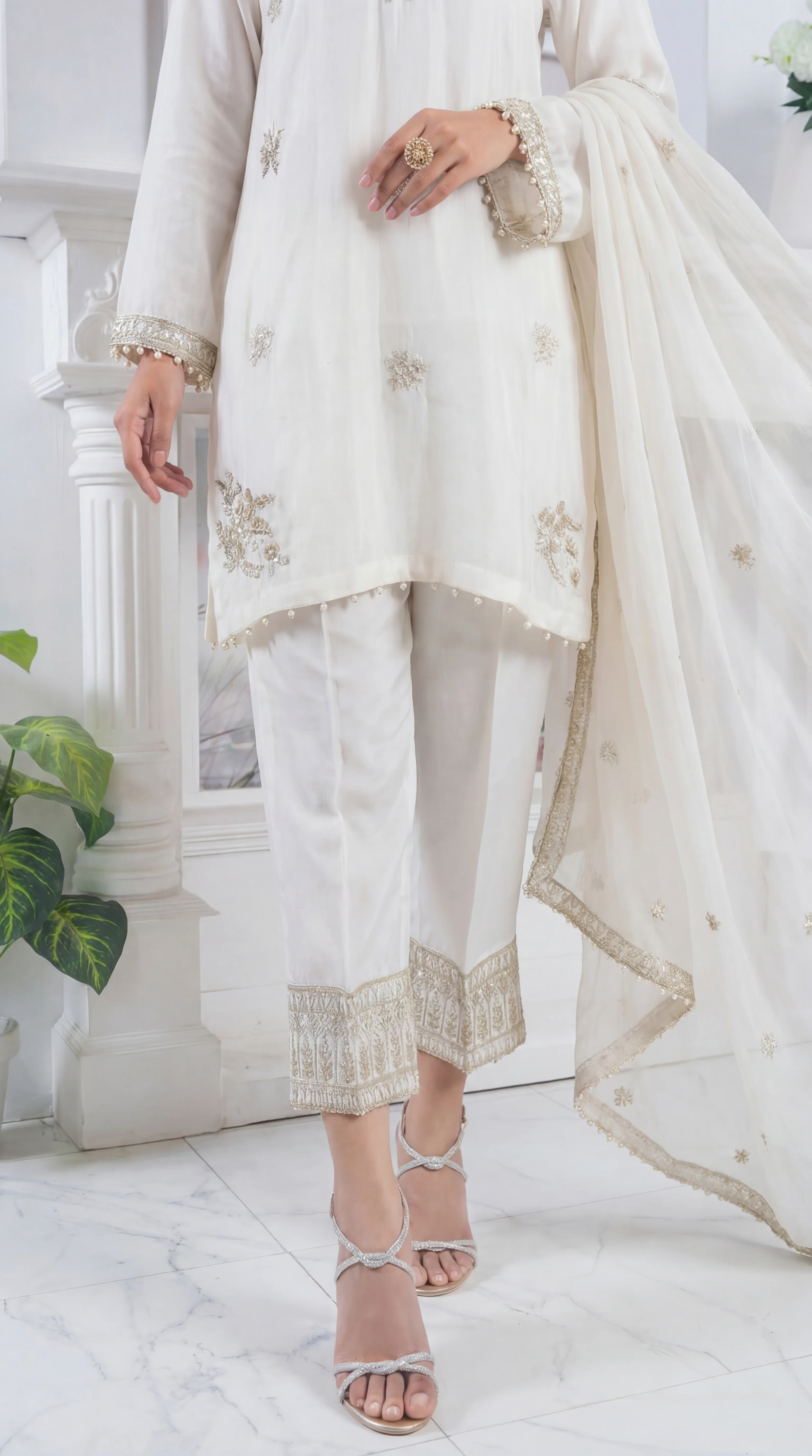 Motif Grip Embroidered Suit-035 - Image 3