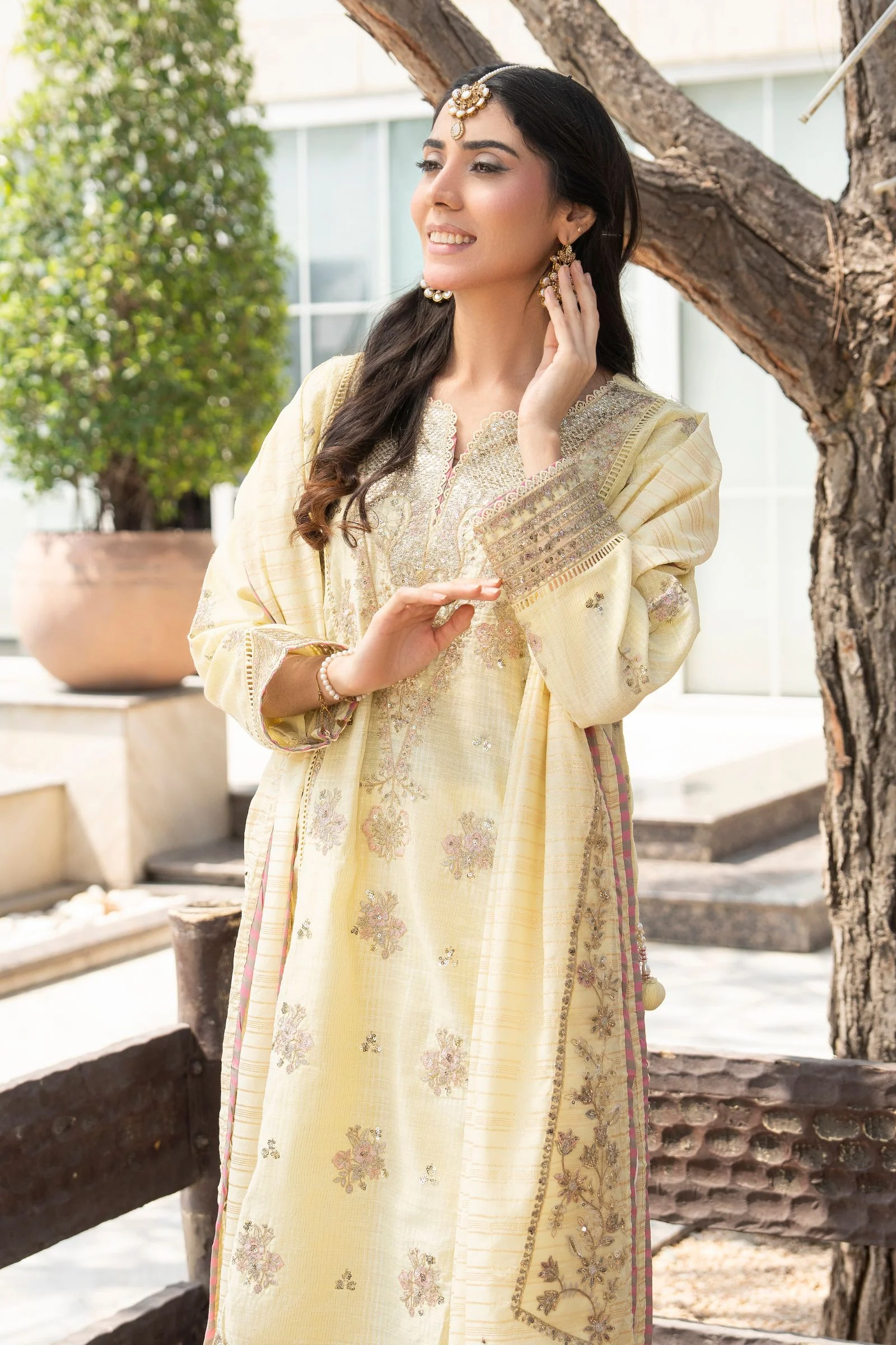 Motif Embroidered Suit-4113 - Image 5