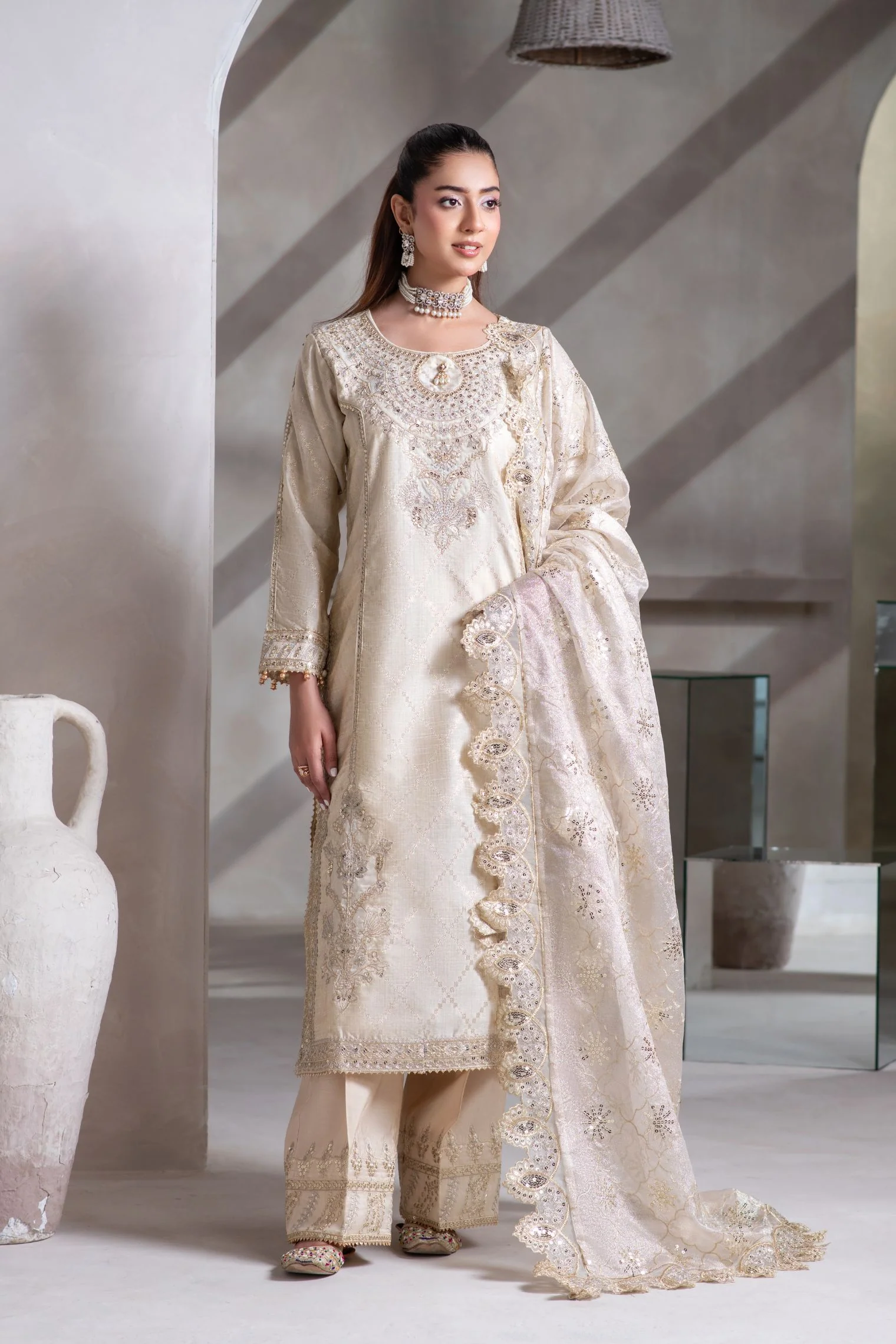 Motif Jacquard Embroidered Suit-4013
