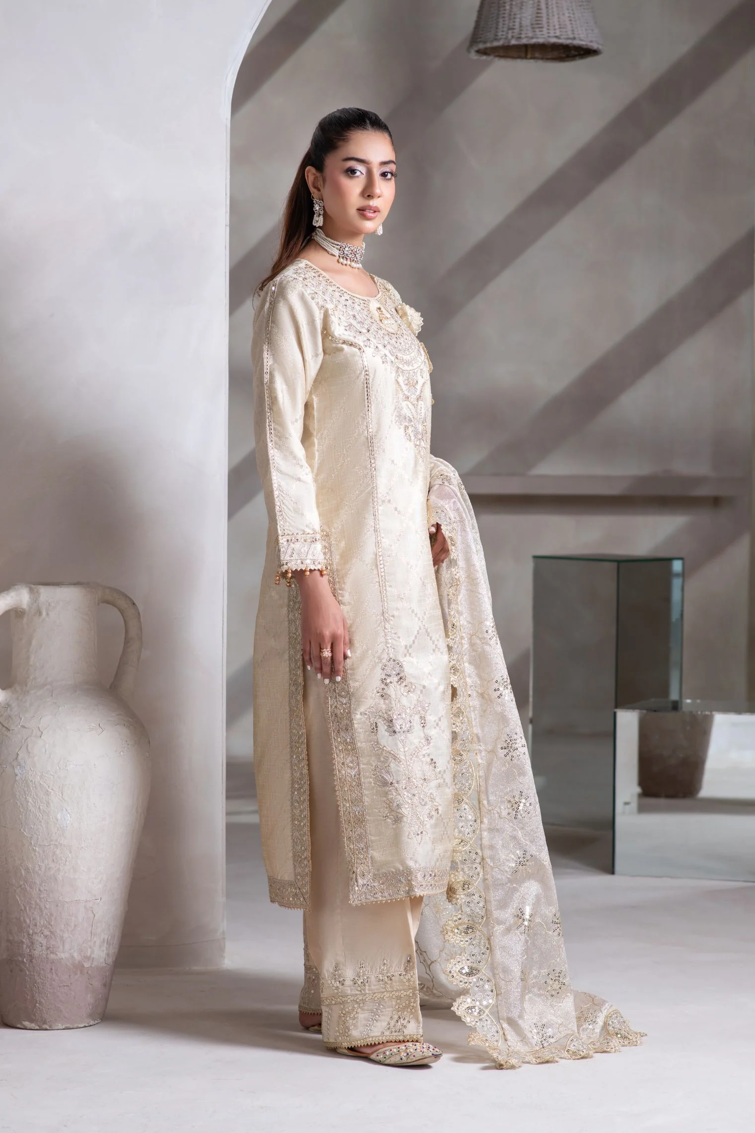 Motif Jacquard Embroidered Suit-4013 - Image 3