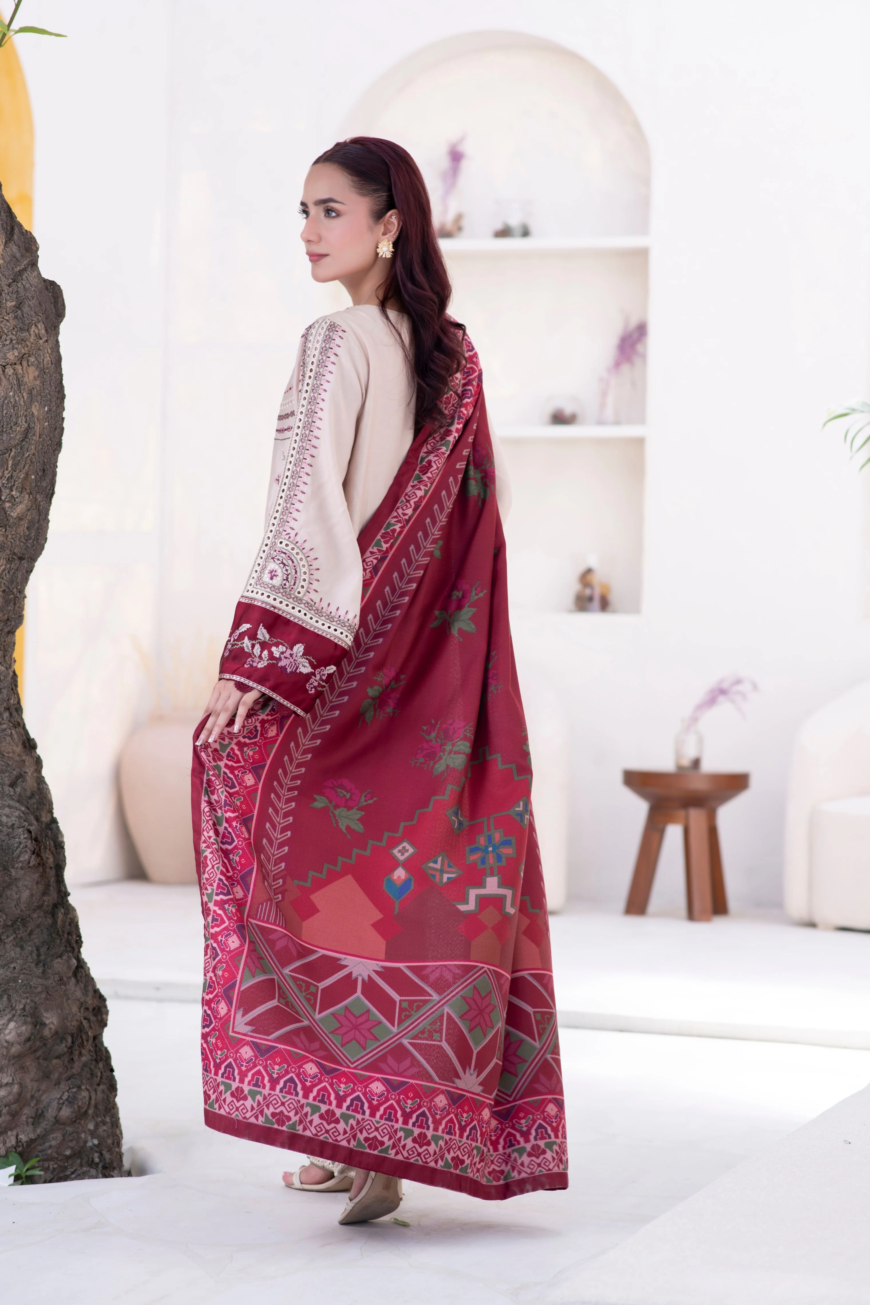 Motif Cotail Linen Embroidered Suit-052 - Image 4