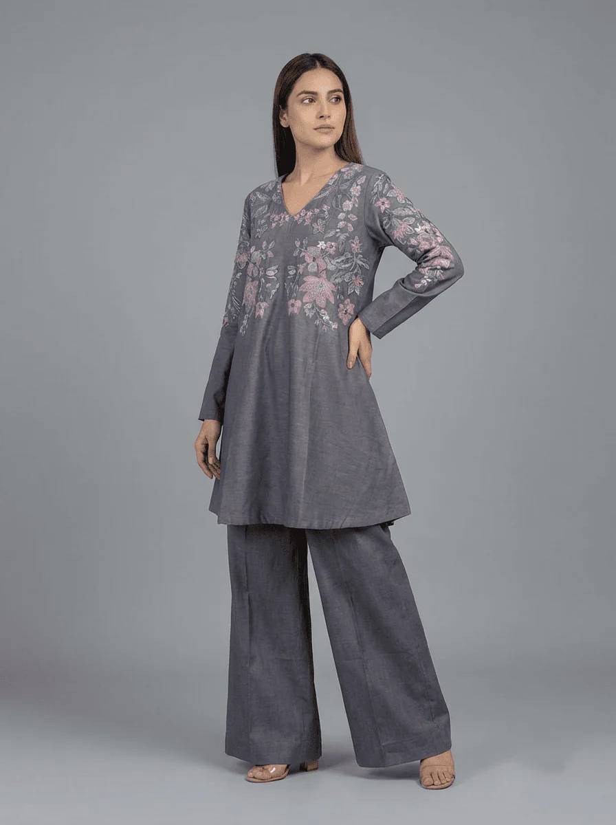 Motif Khaddar Embroidered Co-Ord Set-055 - Image 4
