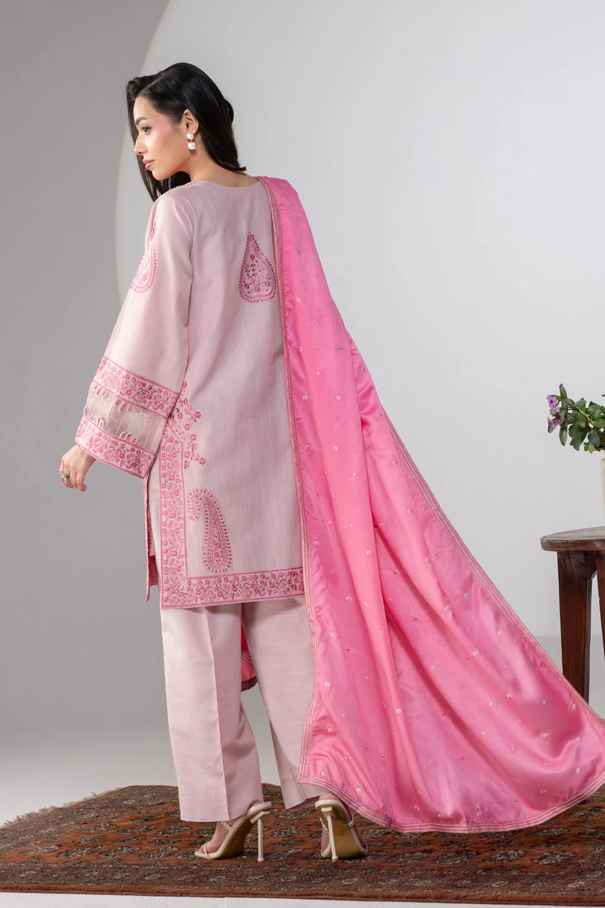 Motif Khaddar Embroidered Suit-068 - Image 5