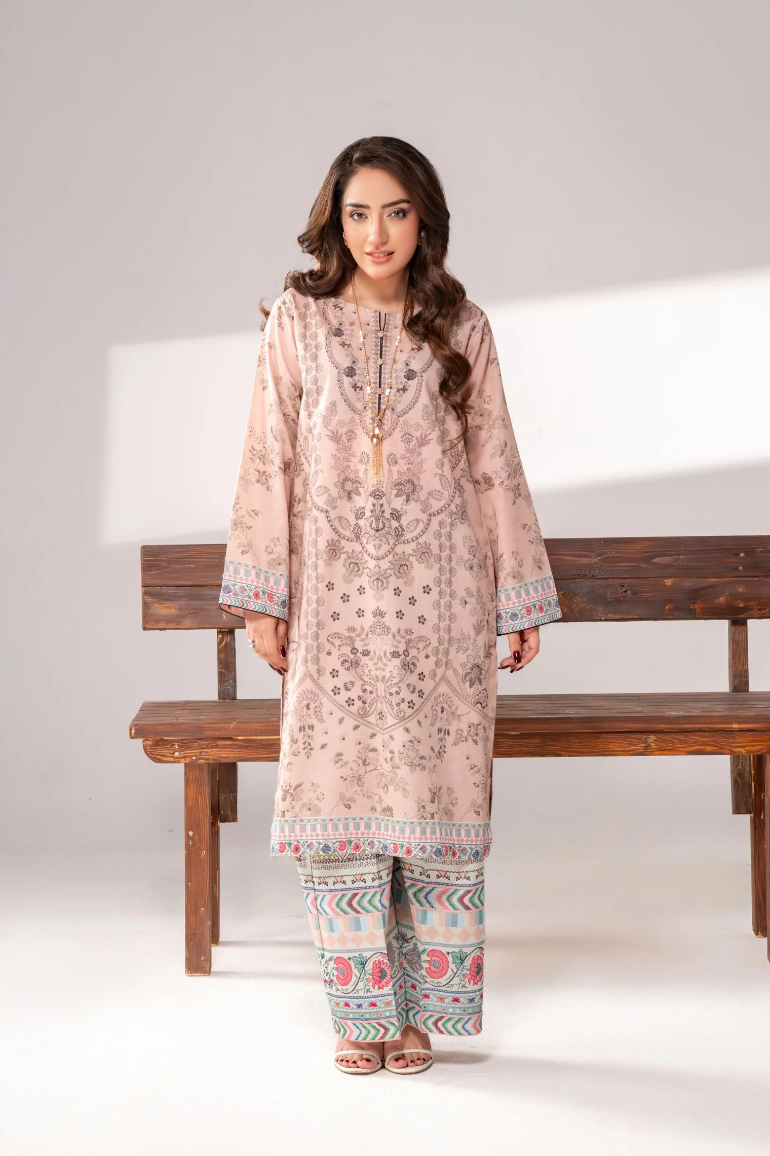 MOTIF KHADDAR PRINTED SUIT-011