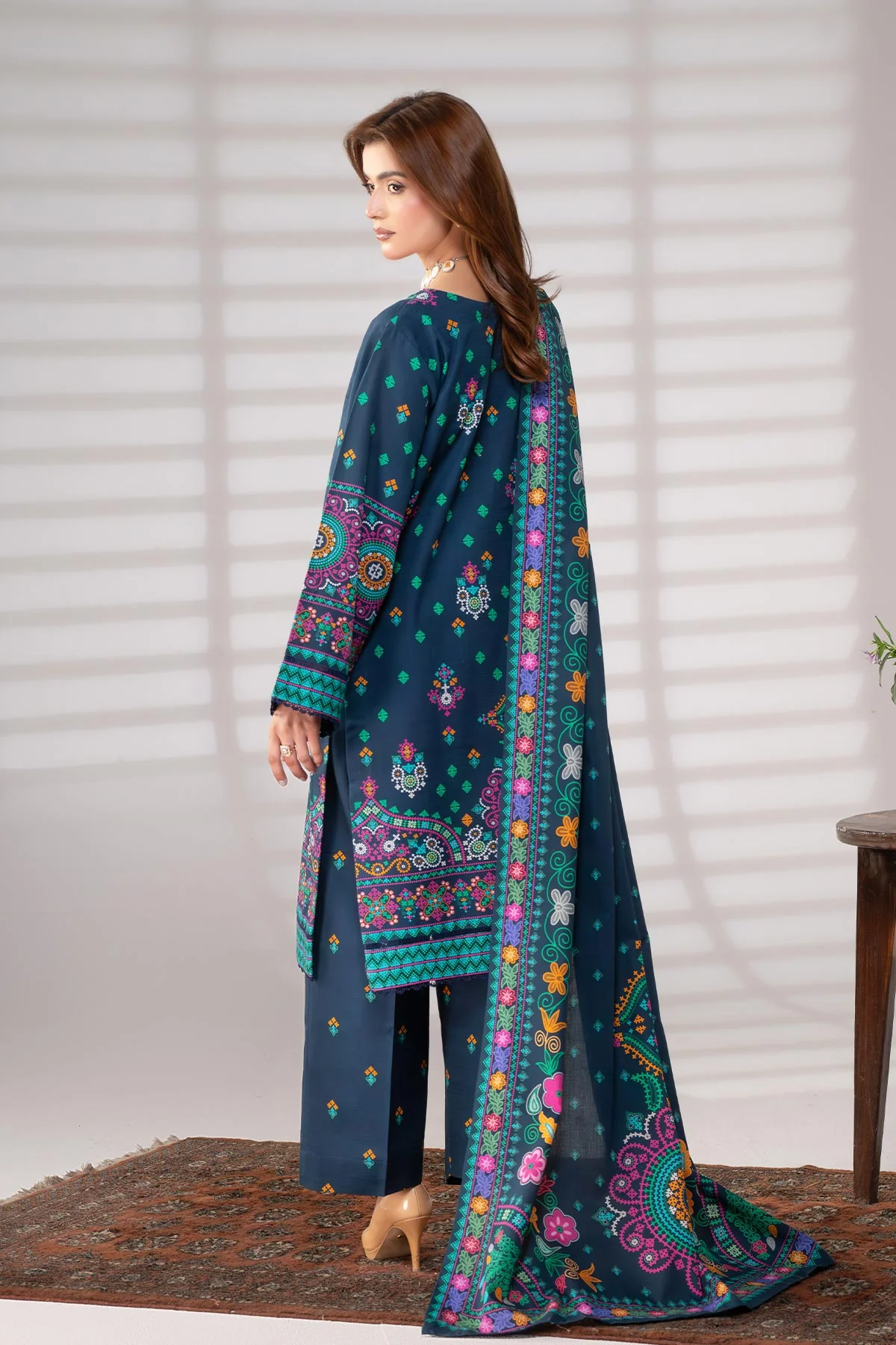MOTIF KHADDAR PRINTED SUIT-039 - Image 3