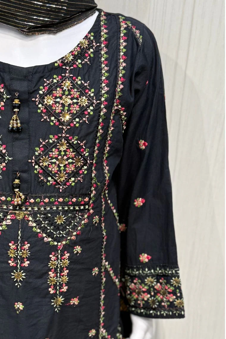Motif Kids Lawn Embroidered Suit-25503 - Image 3