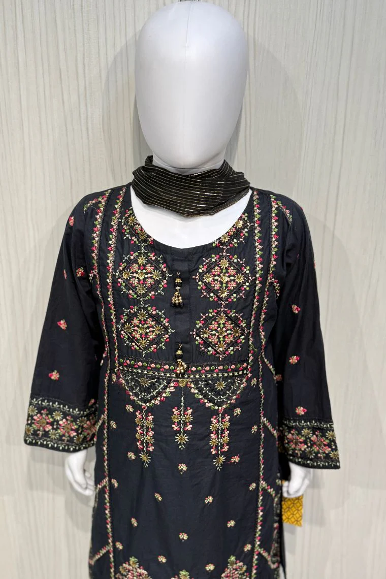 Motif Kids Lawn Embroidered Suit-25503 - Image 5