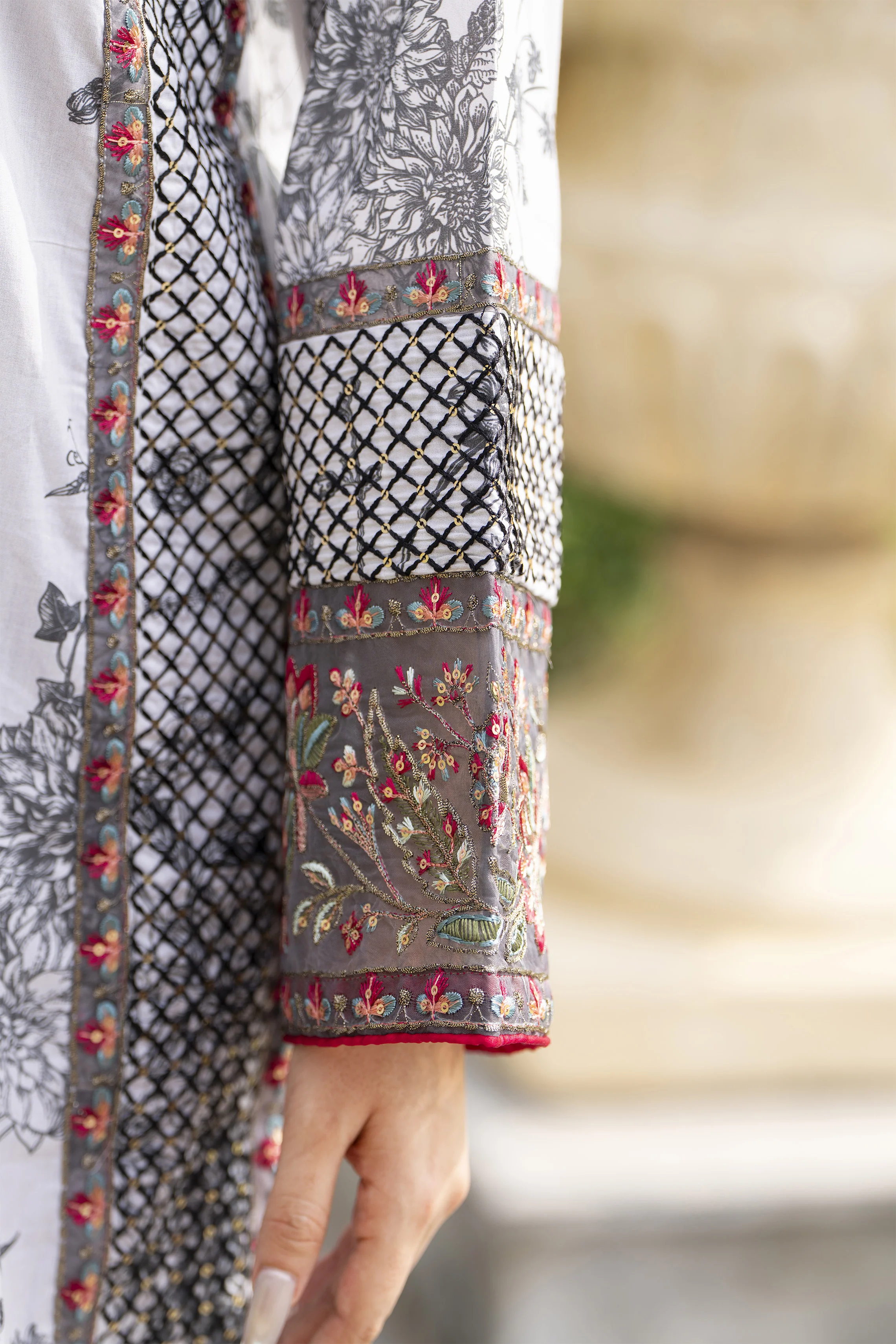 Motif Lawn Embroidered Co-ord Set-014 - Image 4