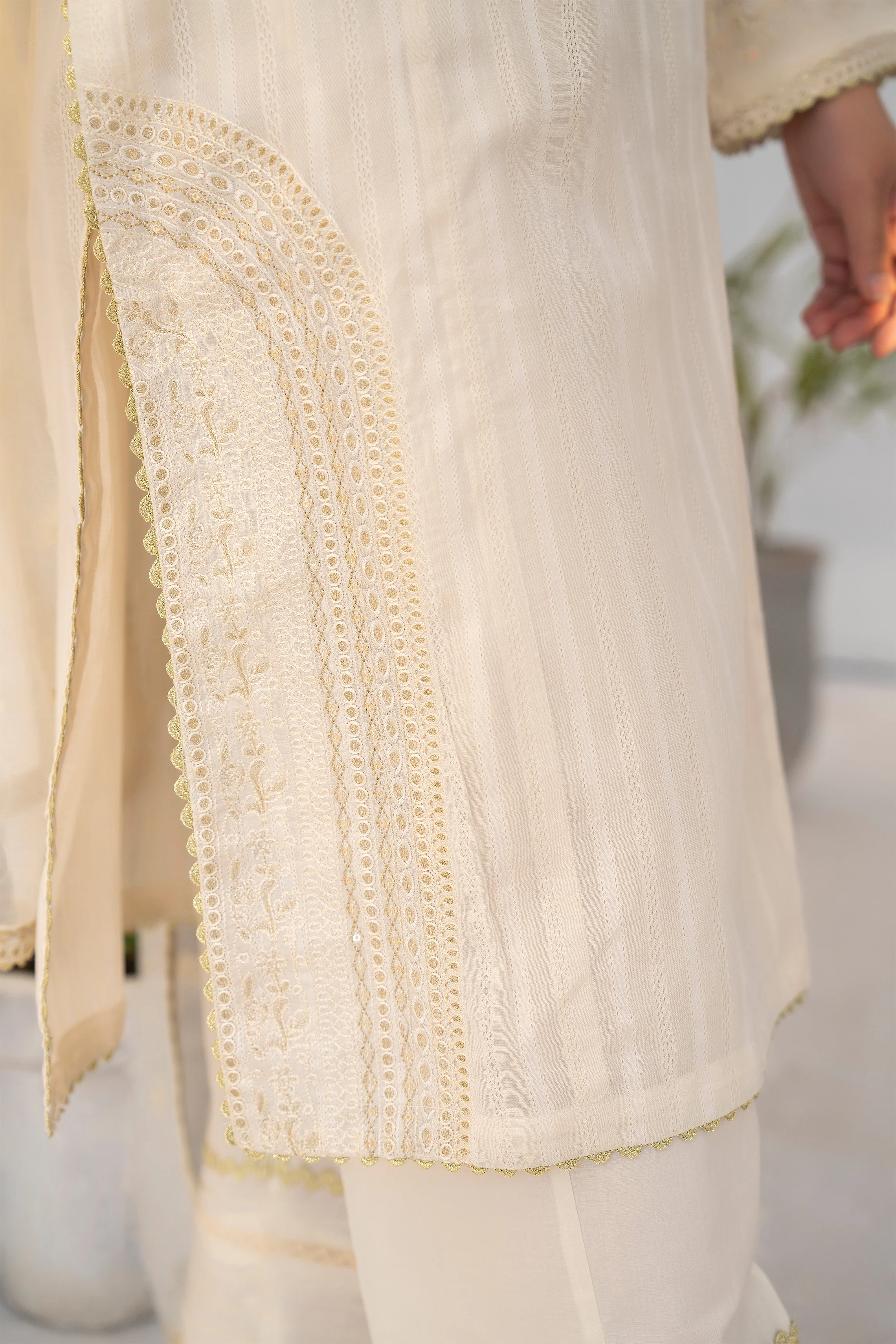 Motif Lawn Embroidered Suit-014 - Image 7