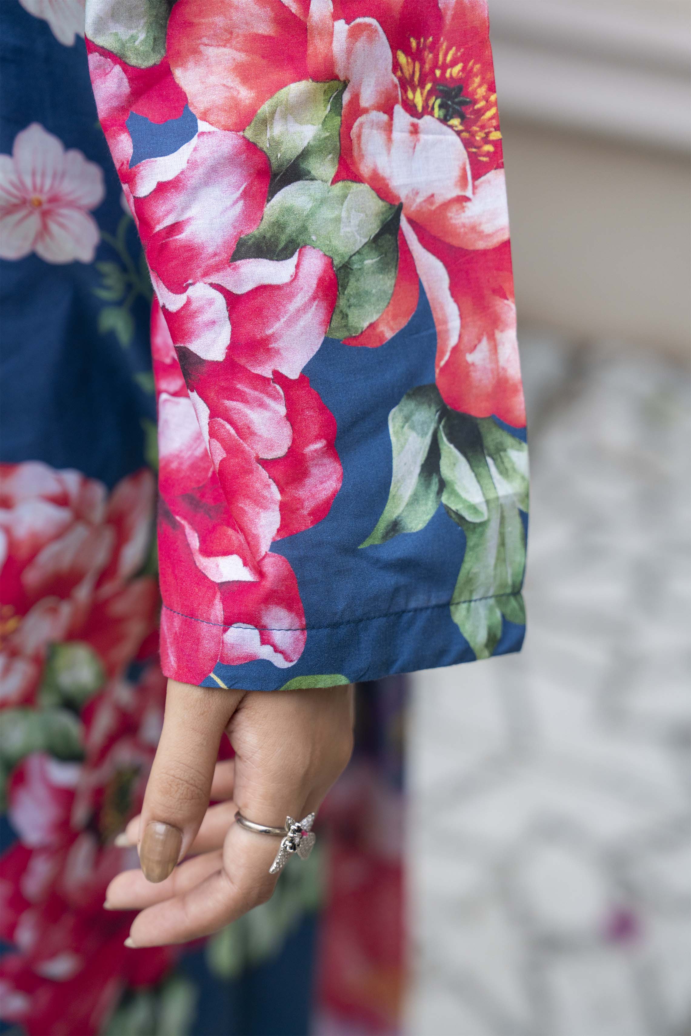 Motif Lawn Printed Suit-004 - Image 4