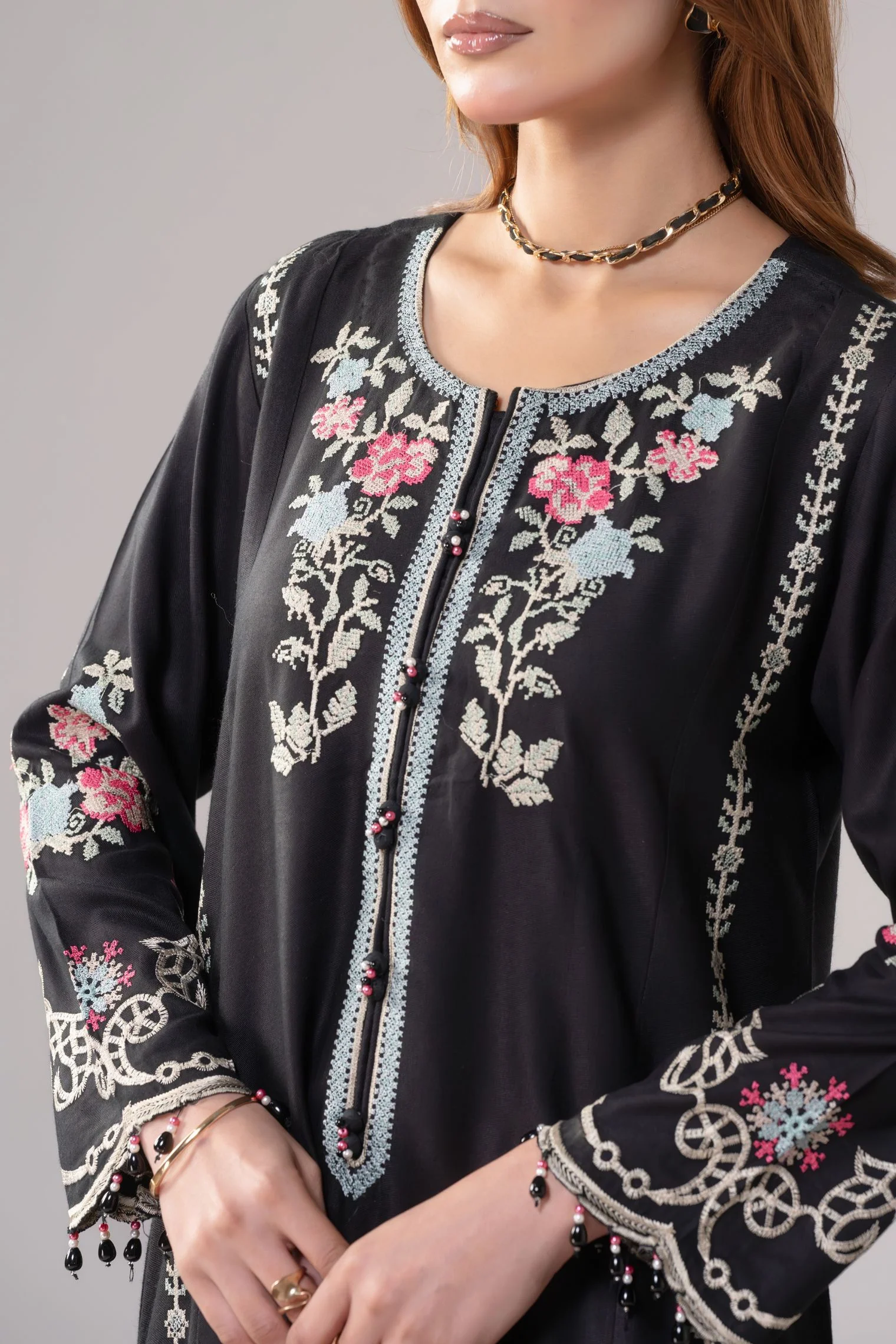 MOTIF MARINA EMBROIDERED SUIT-3933 - Image 6