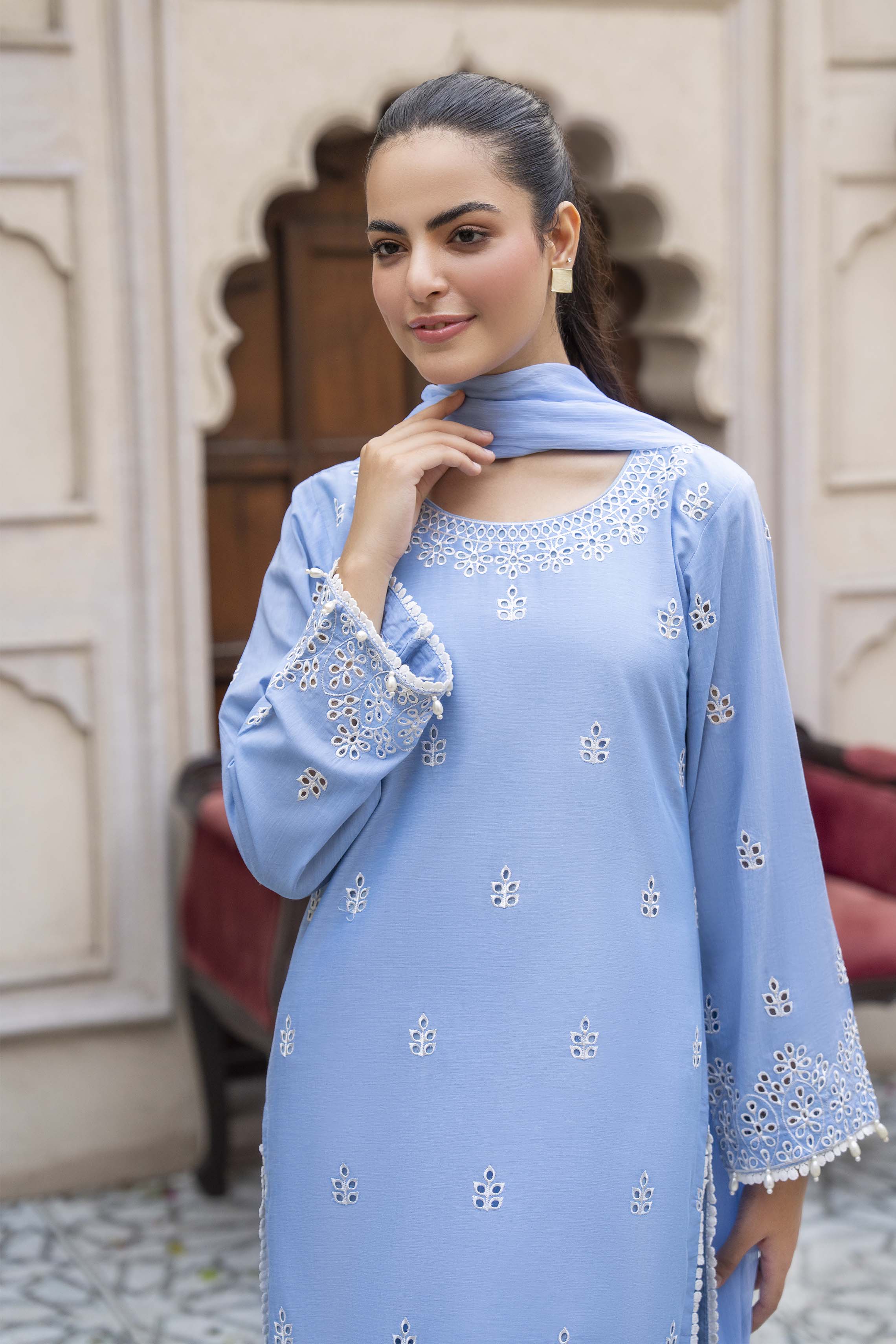 Motif Schifilli Embroidered Suit-3812 - Image 6