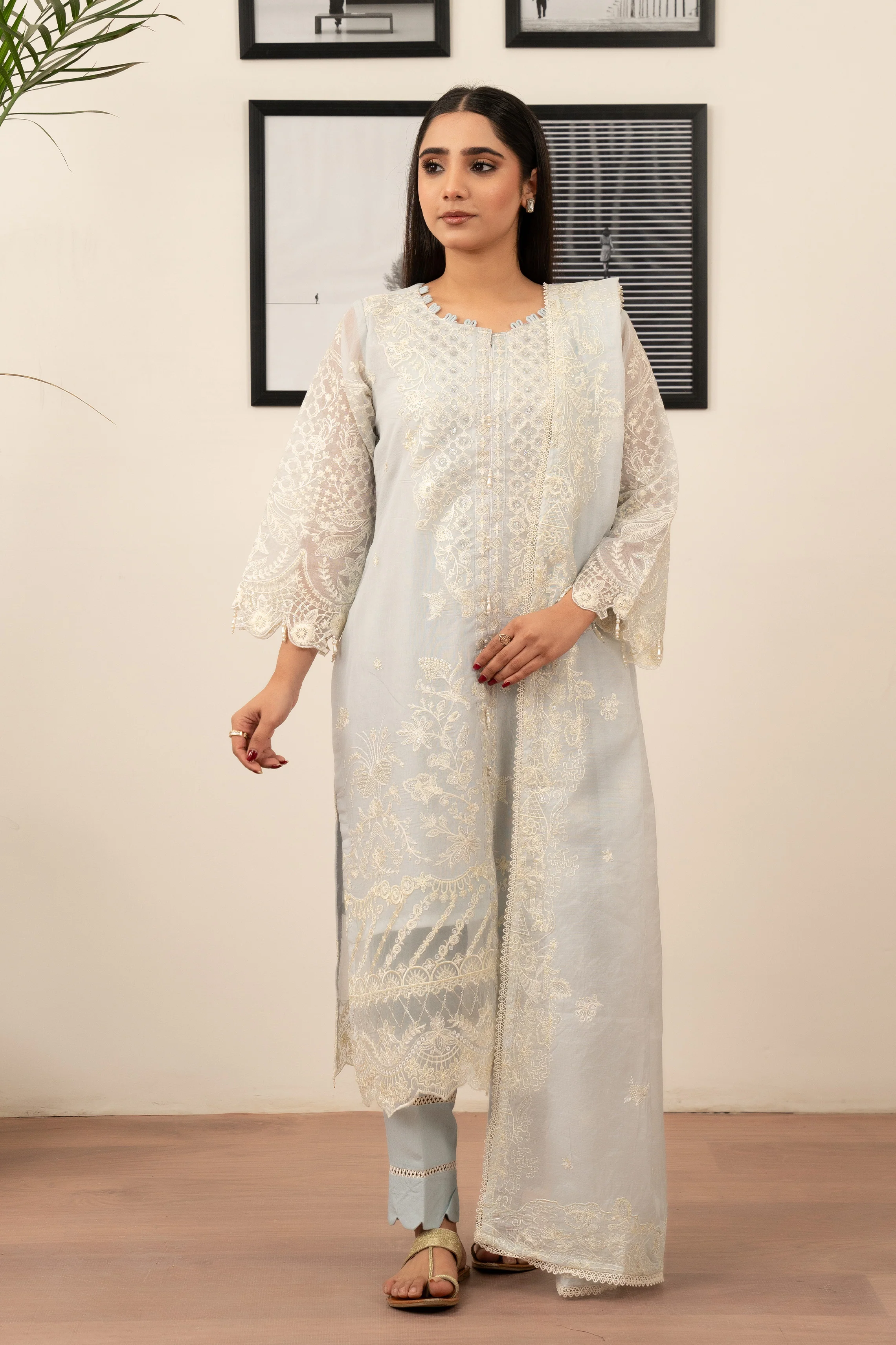 Motif Sequence Schifilli Embroidered Suit-3376