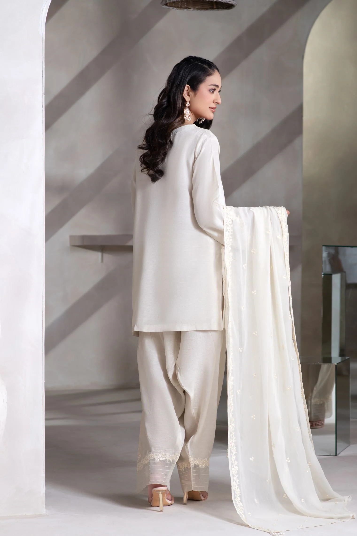 Motif Solid Embroidered Suit-036 - Image 3