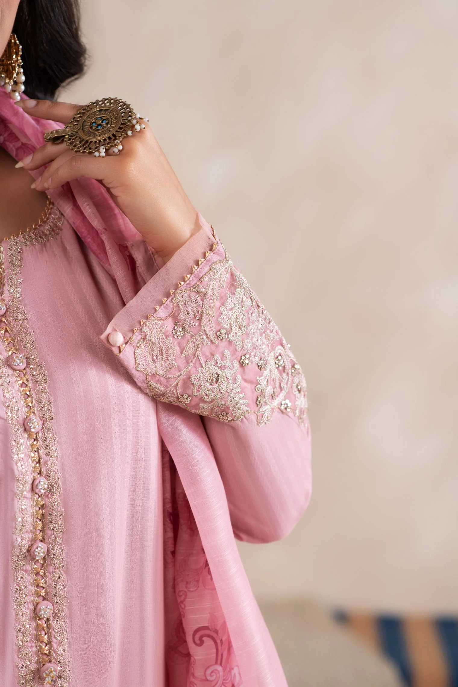 Motif Katpana Solid Embroidered Suit-4031 - Image 7
